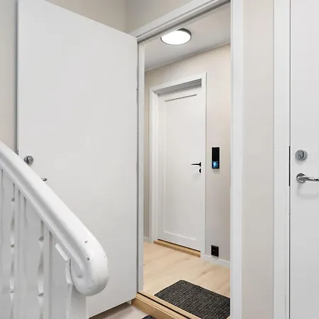 Bright & Stylish In Apartman Bergen